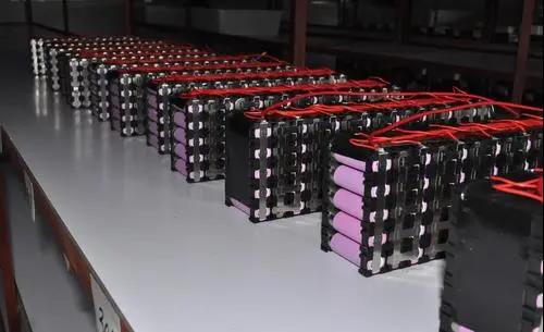 壓縮空氣組合式干燥機(jī)，壓縮空氣干燥機(jī)，冷凍式干燥機(jī)，吸干機(jī)，精密過(guò)濾器，吸附式干燥機(jī)