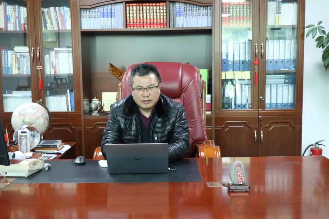 壓縮空氣組合式干燥機(jī)，壓縮空氣干燥機(jī)，冷凍式干燥機(jī)，吸干機(jī)，精密過(guò)濾器，吸附式干燥機(jī)