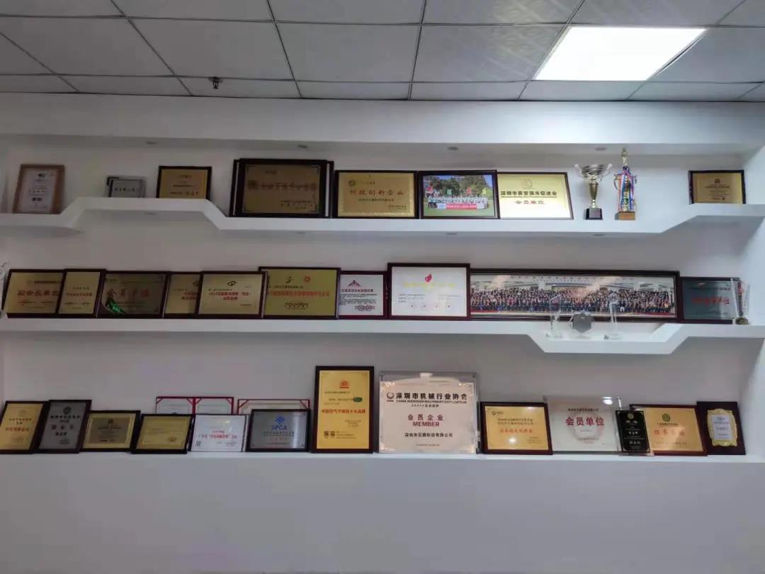 壓縮空氣組合式干燥機(jī)，壓縮空氣干燥機(jī)，冷凍式干燥機(jī)，吸干機(jī)，精密過(guò)濾器，吸附式干燥機(jī)