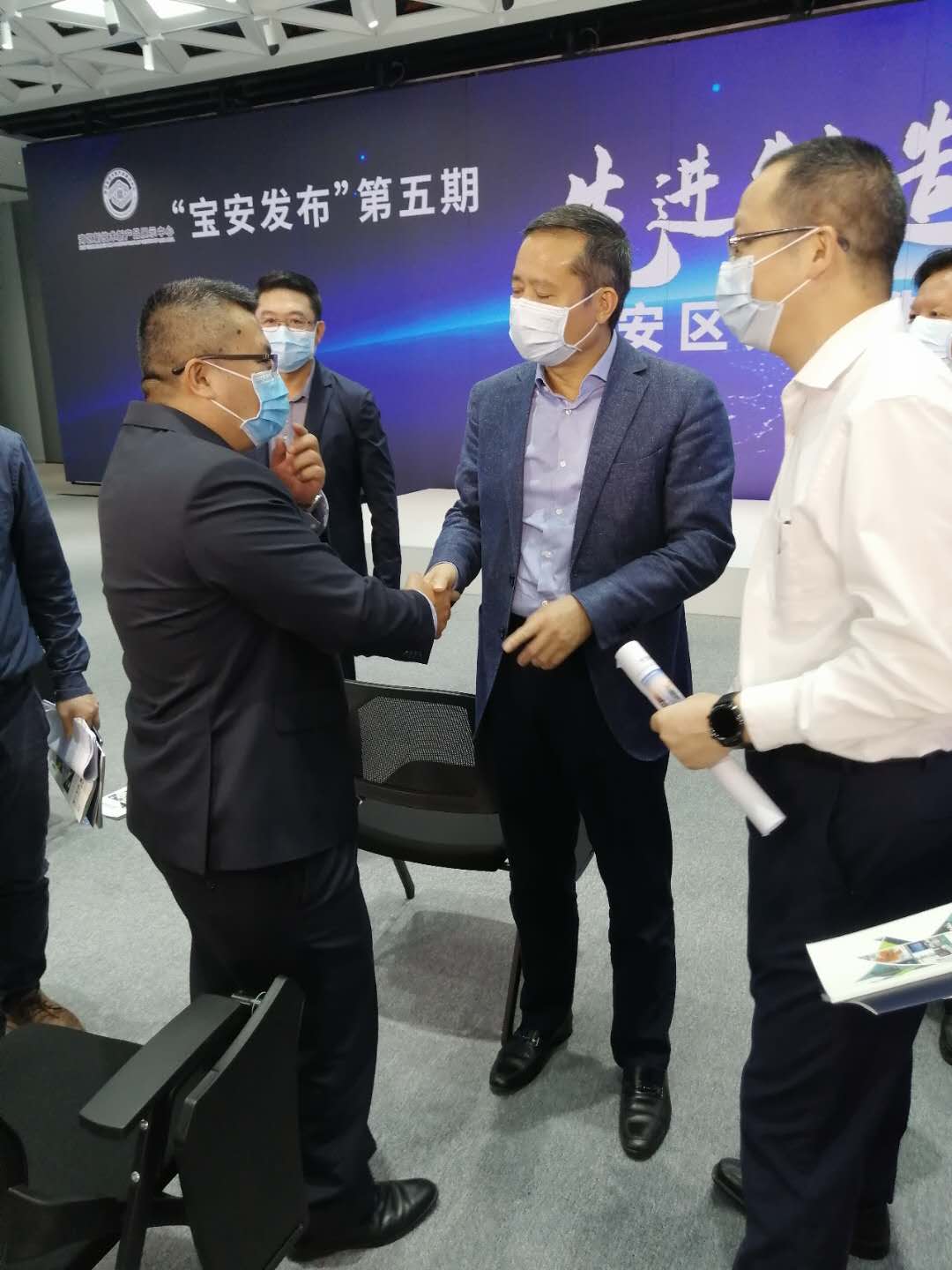 壓縮空氣組合式干燥機(jī)，壓縮空氣干燥機(jī)，冷凍式干燥機(jī)，吸干機(jī)，精密過(guò)濾器，吸附式干燥機(jī)