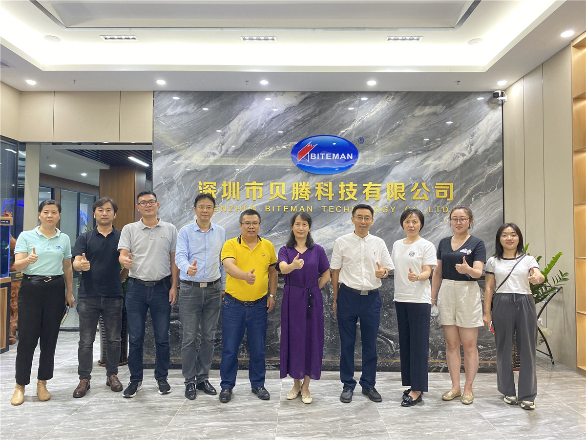 寶安區(qū)委統(tǒng)戰(zhàn)部副部長(zhǎng)、工商聯(lián)黨組書記古菁華一行赴貝騰科技調(diào)研